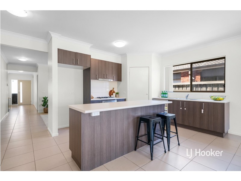 21 Misqa Avenue, Point Cook VIC 3030