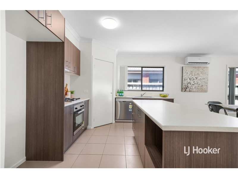 21 Misqa Avenue, Point Cook VIC 3030