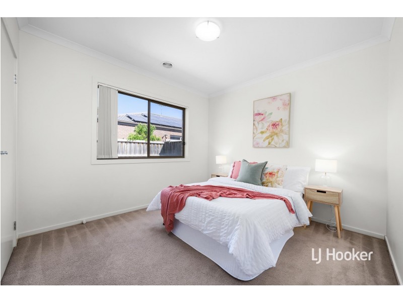 21 Misqa Avenue, Point Cook VIC 3030