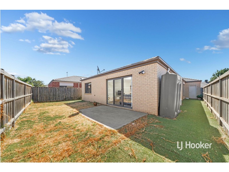21 Misqa Avenue, Point Cook VIC 3030