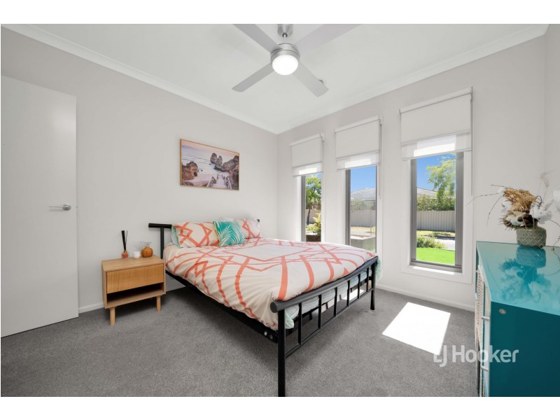 15 Daisy Drive, Point Cook VIC 3030