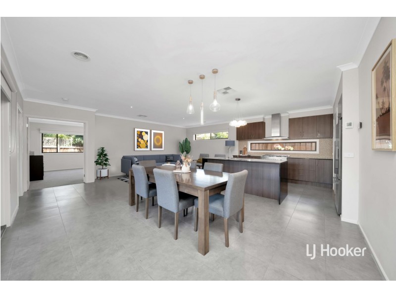 15 Daisy Drive, Point Cook VIC 3030