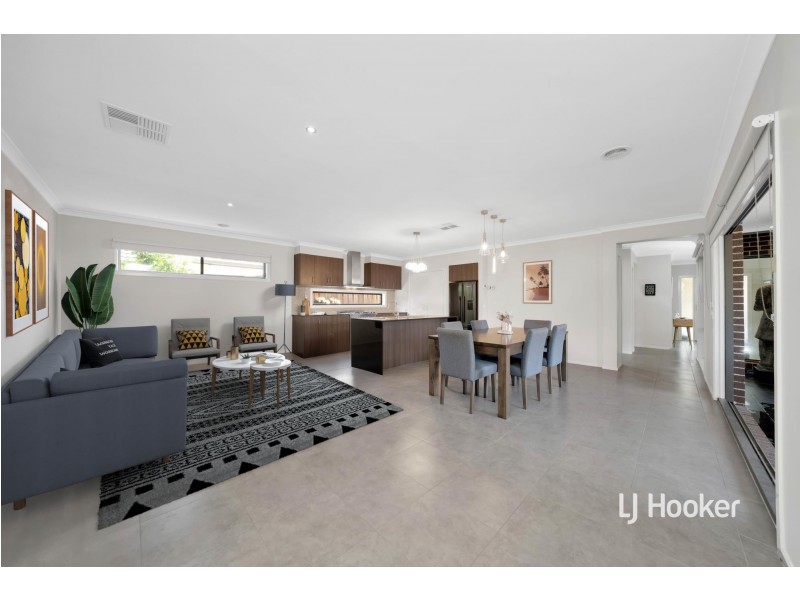 15 Daisy Drive, Point Cook VIC 3030