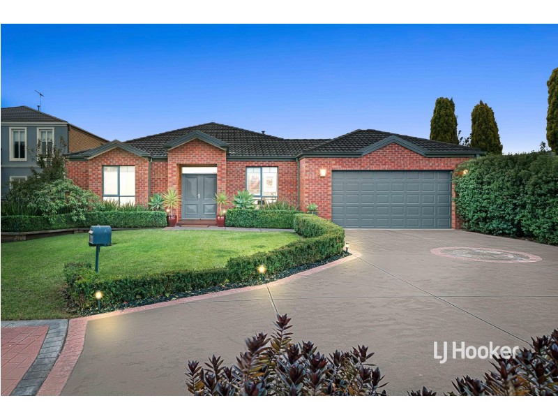 6 Brampton Close, Point Cook VIC 3030