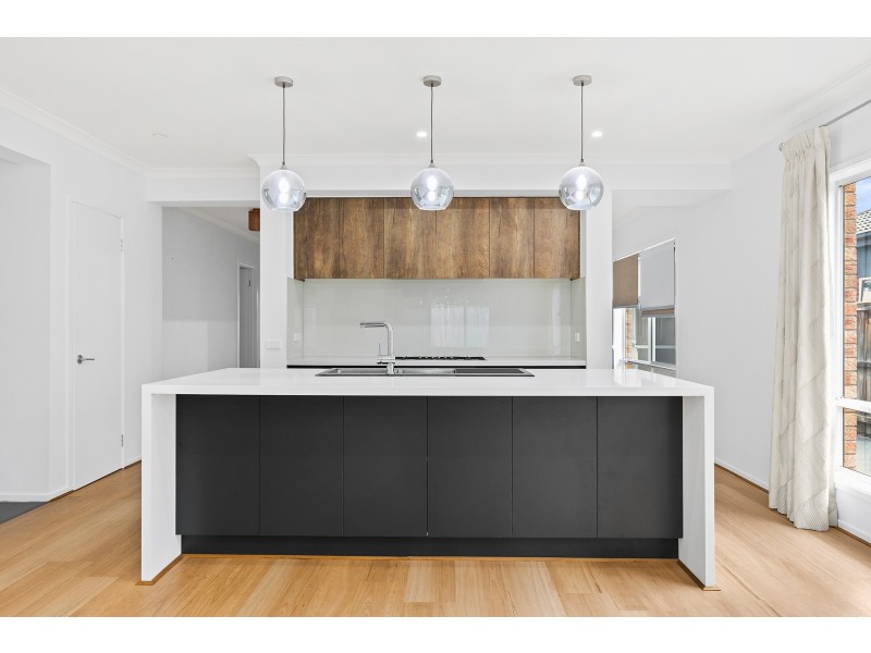 37 Baltic Circuit, Point Cook VIC 3030