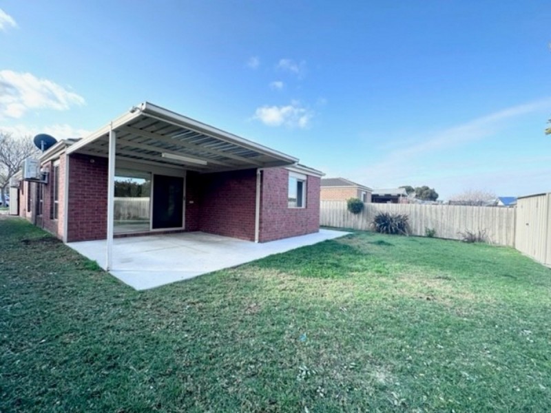 15 Andrew Road, Truganina VIC 3029