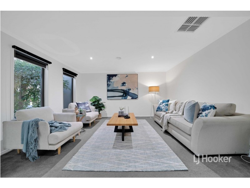 20 Juniper Avenue, Point Cook VIC 3030
