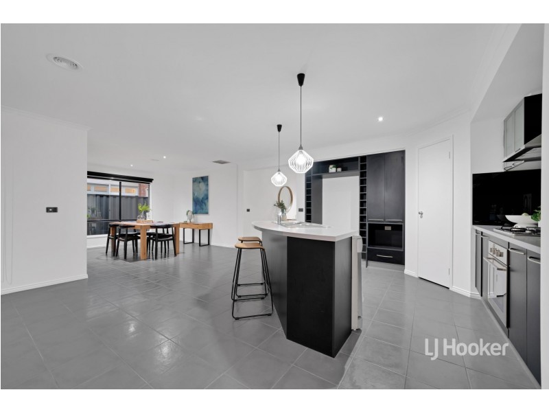 20 Juniper Avenue, Point Cook VIC 3030
