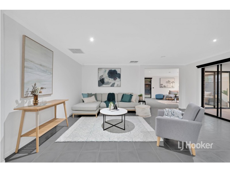 20 Juniper Avenue, Point Cook VIC 3030