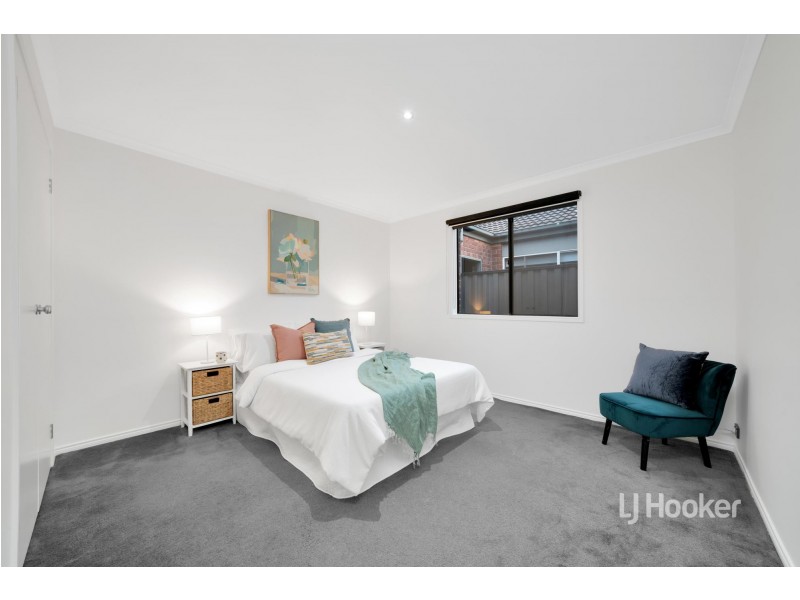 20 Juniper Avenue, Point Cook VIC 3030