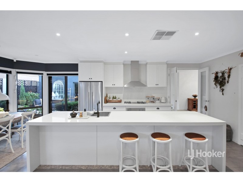 20 Maidenhair Drive, Point Cook VIC 3030