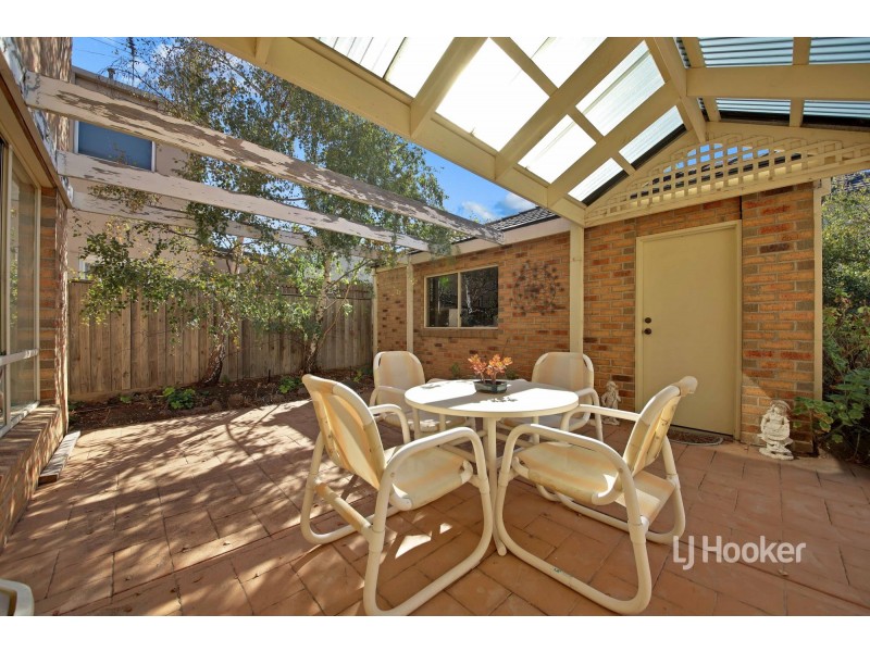 4 Grand Canal Boulevard, Sanctuary Lakes VIC 3030
