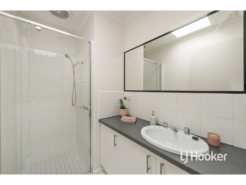 11 Farrant Court, Altona Meadows VIC 3028