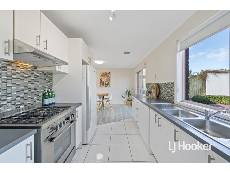 11 Farrant Court, Altona Meadows VIC 3028