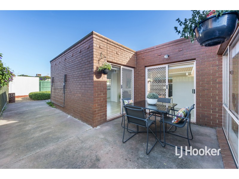 11 Farrant Court, Altona Meadows VIC 3028