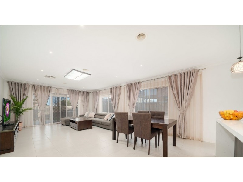 19 Mercure Way, Point Cook VIC 3030