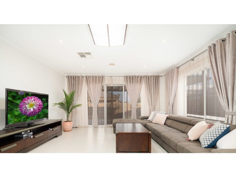 19 Mercure Way, Point Cook VIC 3030