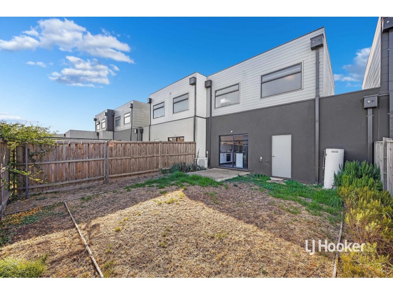 5/16 Chevron Street, Tarneit VIC 3029