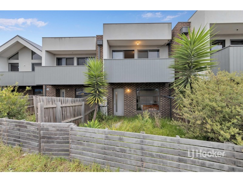 23/24 Healesville Loop, Craigieburn VIC 3064