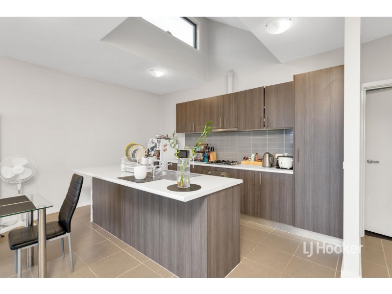 23/24 Healesville Loop, Craigieburn VIC 3064