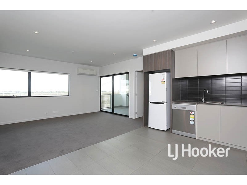 207/1 Clark Street, Williams Landing VIC 3027