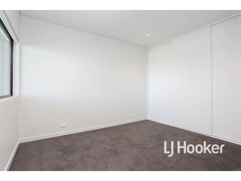 207/1 Clark Street, Williams Landing VIC 3027