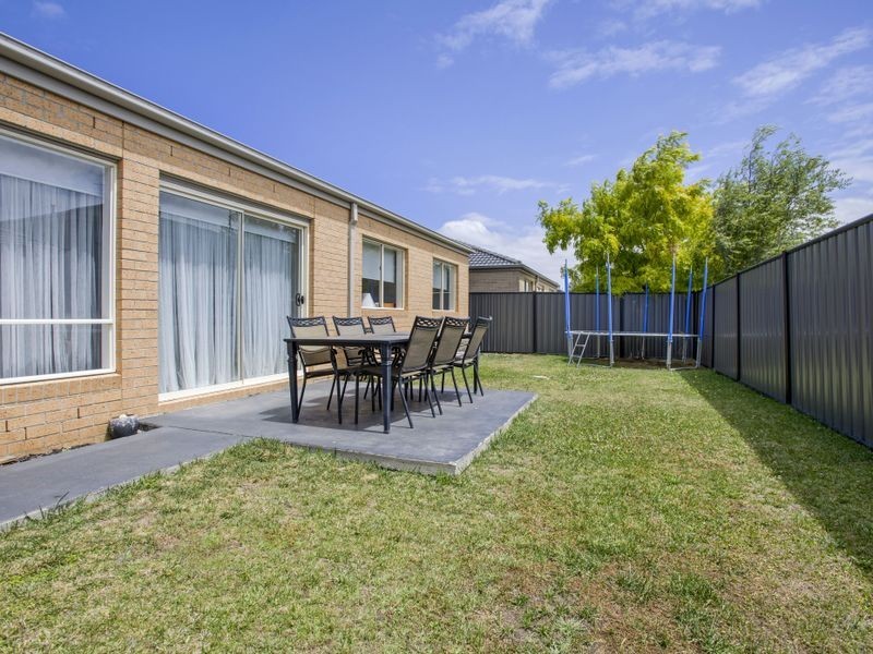 42 Breasley Parkway, Point Cook VIC 3030