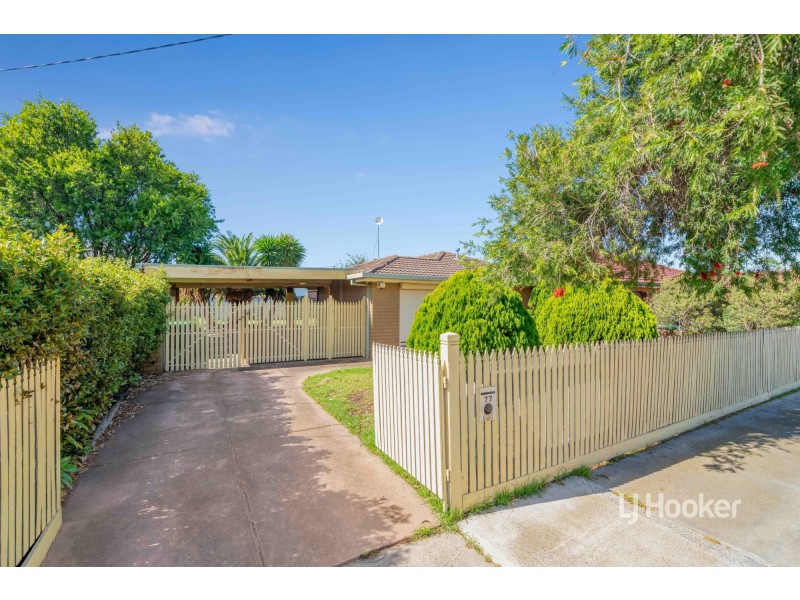 77 Shane Avenue, Seabrook VIC 3028