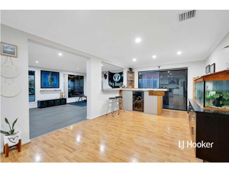 38 Machair Drive, Point Cook VIC 3030