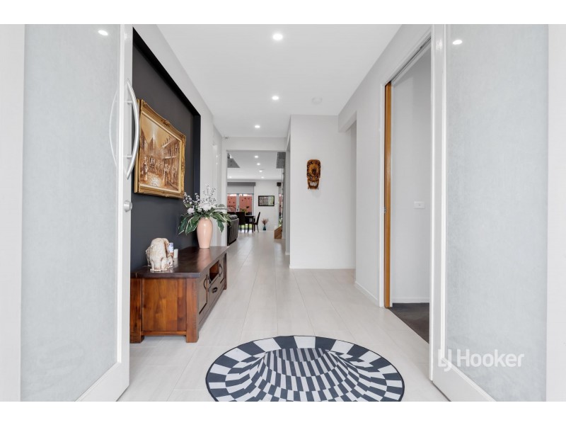 27 Liverpool Street, Point Cook VIC 3030