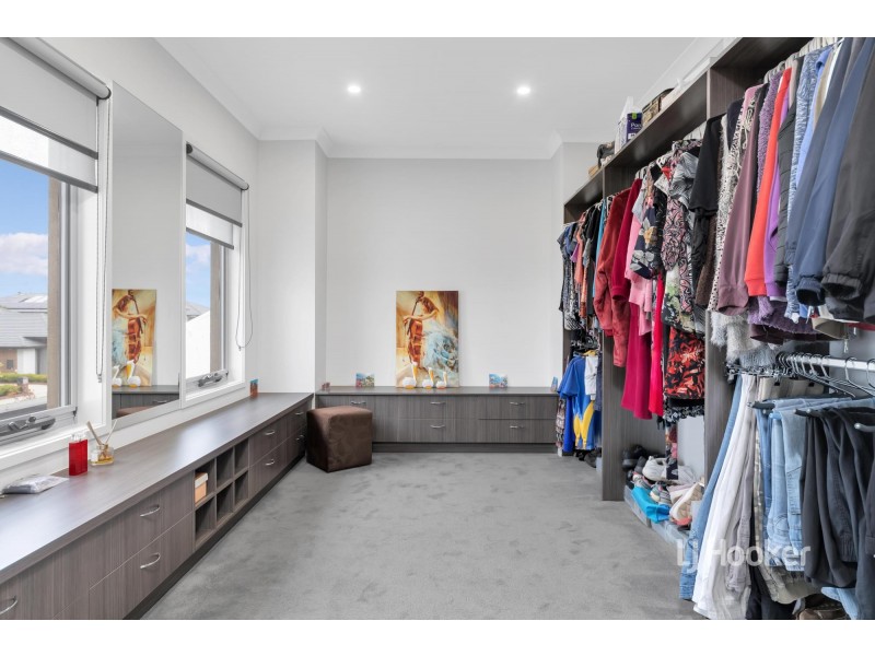 27 Liverpool Street, Point Cook VIC 3030