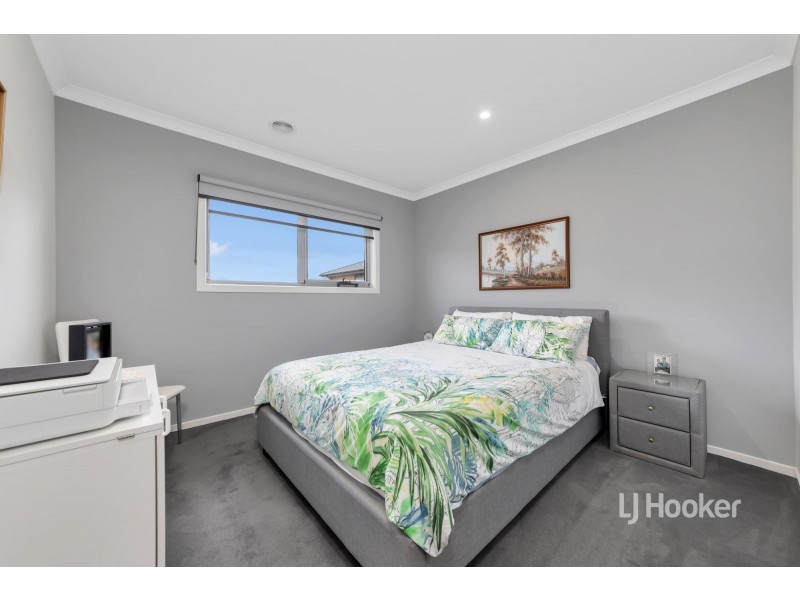 27 Liverpool Street, Point Cook VIC 3030