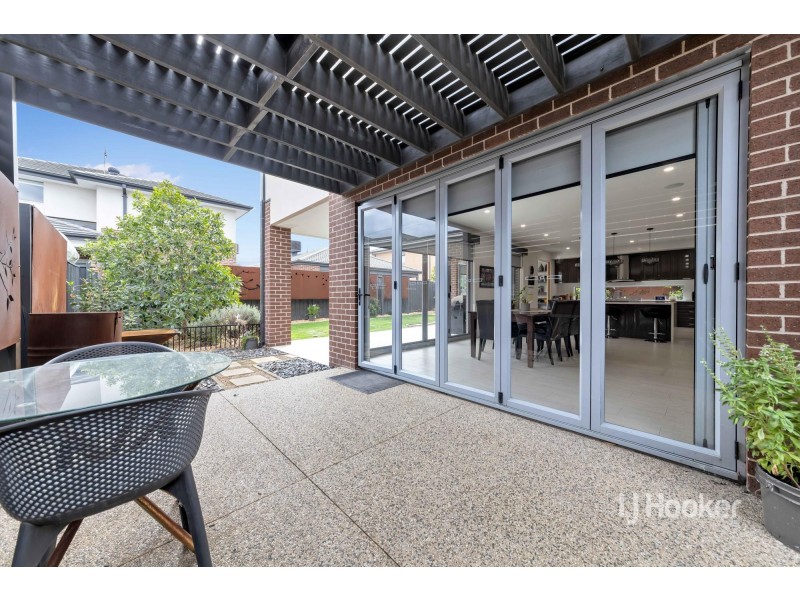 27 Liverpool Street, Point Cook VIC 3030