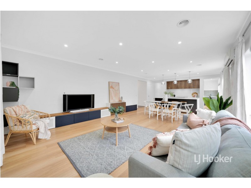 37 Baltic Circuit, Point Cook VIC 3030