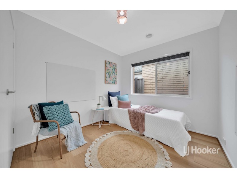 37 Baltic Circuit, Point Cook VIC 3030