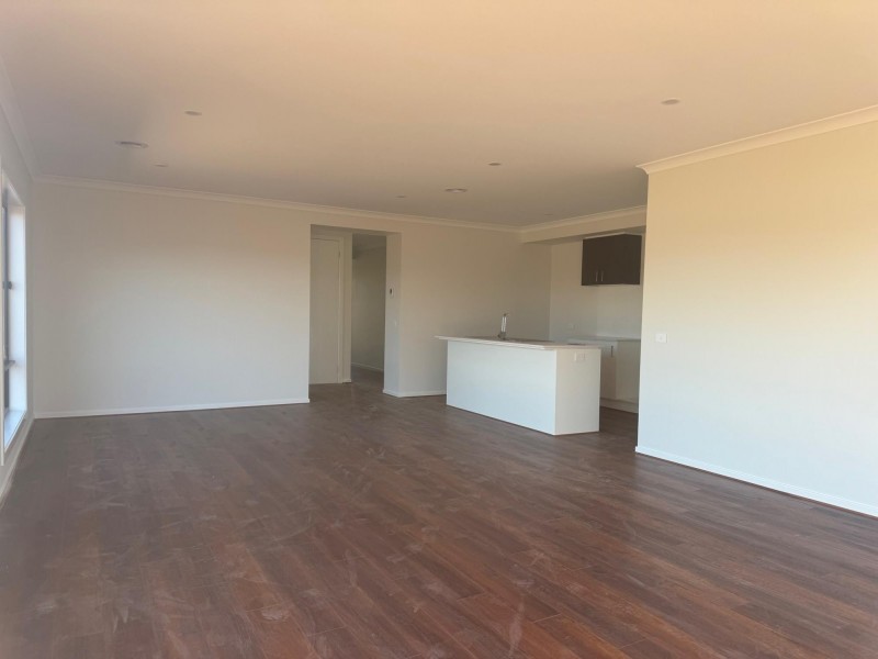 62 Plymouth Drive, Rockbank VIC 3335