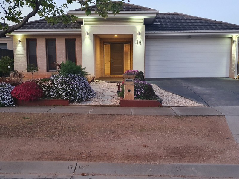 74 Juniper Avenue, Point Cook VIC 3030