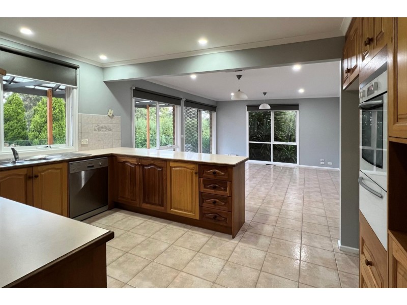 5 Grant Court, South Morang VIC 3752