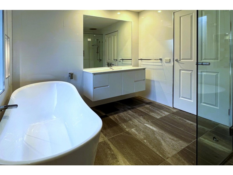 5 Grant Court, South Morang VIC 3752