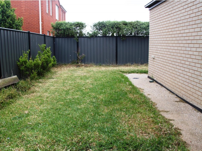 2 Mowbray Drive, Point Cook VIC 3030