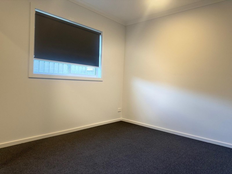 4 Eloquence Road, Tarneit VIC 3029