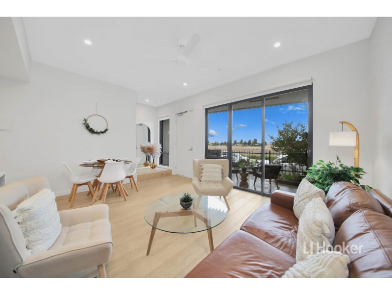 14 Clark Street, Williams Landing VIC 3027