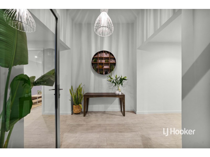 22 Maldive Grove, Point Cook VIC 3030