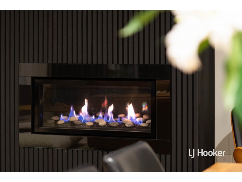 22 Maldive Grove, Point Cook VIC 3030