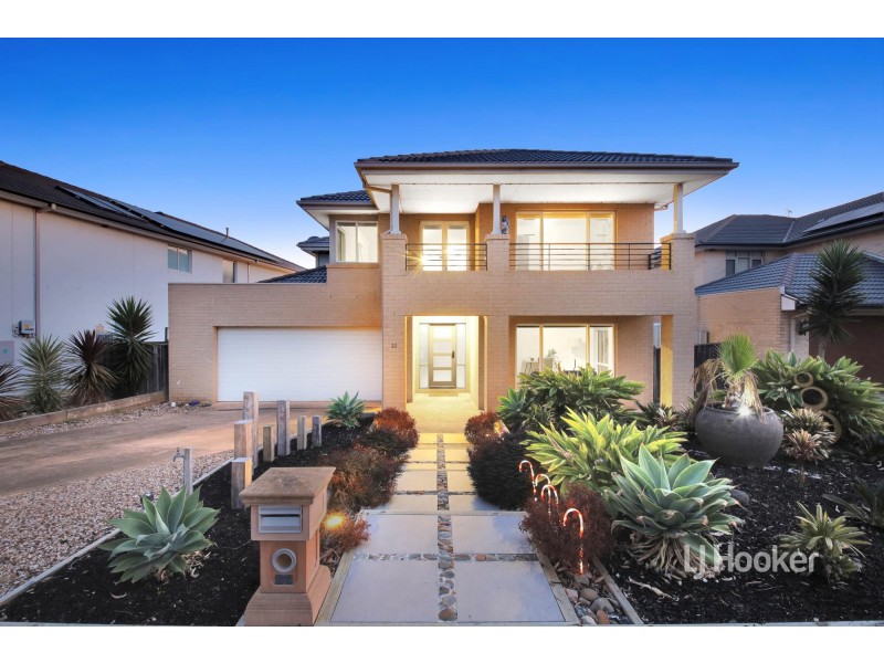 22 Seaview Point, Sanctuary Lakes VIC 3030