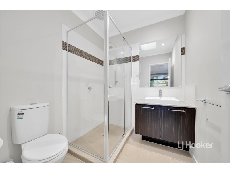 5 Holly Green Circuit, Truganina VIC 3029