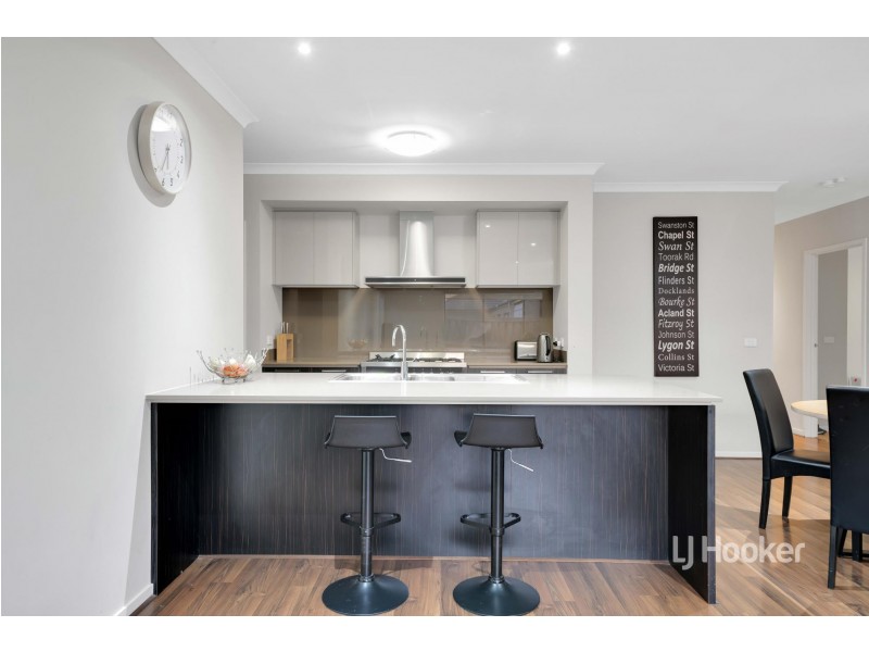 5 Holly Green Circuit, Truganina VIC 3029