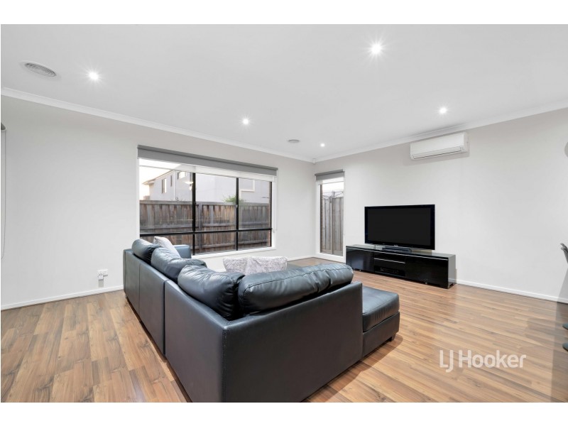 5 Holly Green Circuit, Truganina VIC 3029