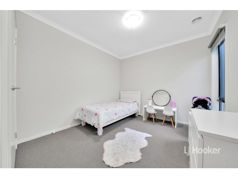 5 Holly Green Circuit, Truganina VIC 3029