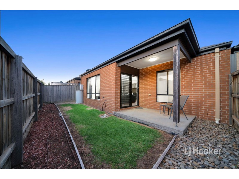 5 Holly Green Circuit, Truganina VIC 3029